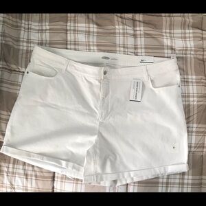 NWT High Waisted Slim Plus Size White Jeans Shorts